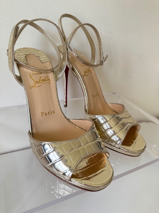 Christian Louboutin Gold Snakeskin Heel Sandals in size 38 offer a peep toe desi - Picture 9 of 15